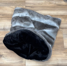 Charger l'image dans la galerie, Sleepybag- Loki