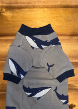 Charger l'image dans la galerie, Crew neck - Baleine PRÊT À PARTIR