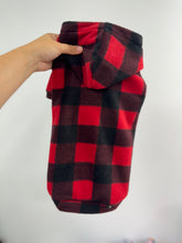 Charger l'image dans la galerie, Hoodie de polar - Plaid rouge