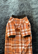 Charger l'image dans la galerie, Pyjama SQUISHY - Plaid rust manches longues PRÊT À PARTIR Xlarge