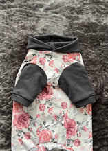 Charger l'image dans la galerie, Chandail  long à capuche - Dark gray roses