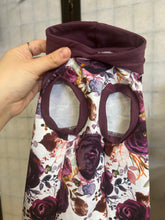 Charger l'image dans la galerie, Camisole capuche PRÊT À PARTIR - Fleurs d’automne LARGE